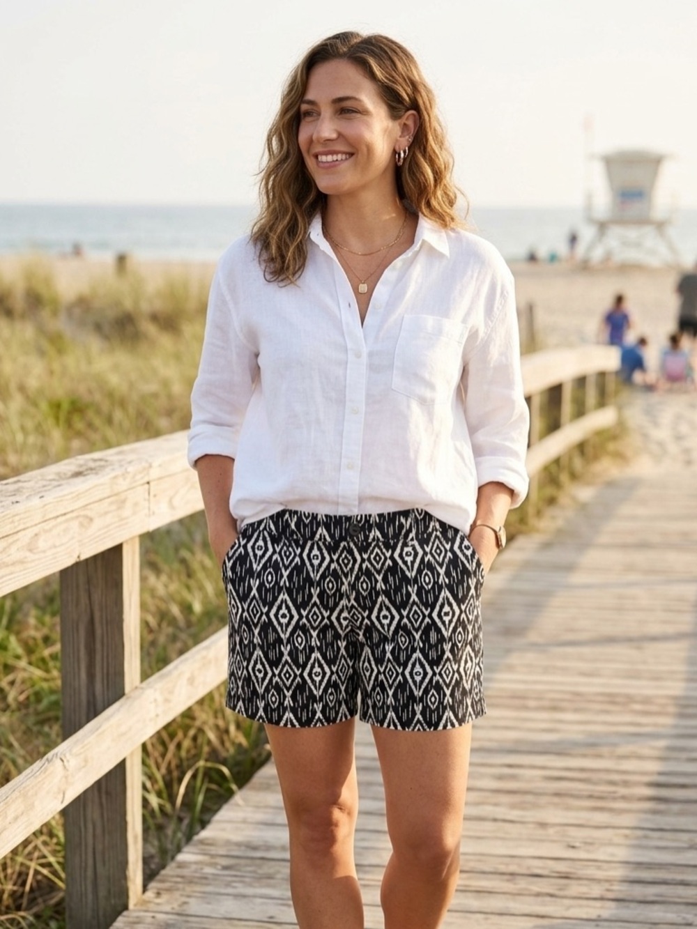 Old Navy Black and White Patterned Women's Bermuda Shorts